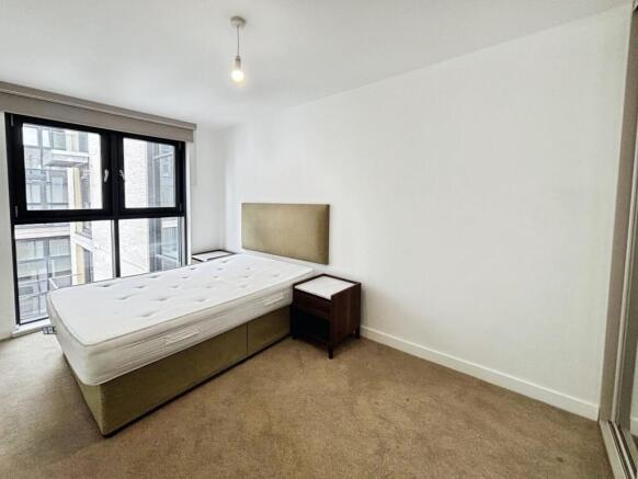 1 bed Flat to rent Image 7