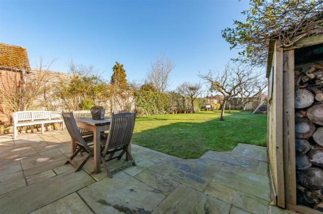 Rear Garden..jpg