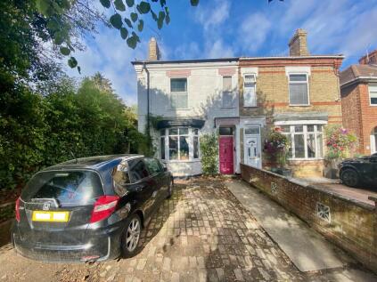 Oundle Road, Woodston, Peterborough