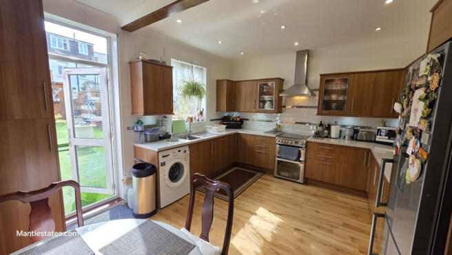 KITCHEN - DINER