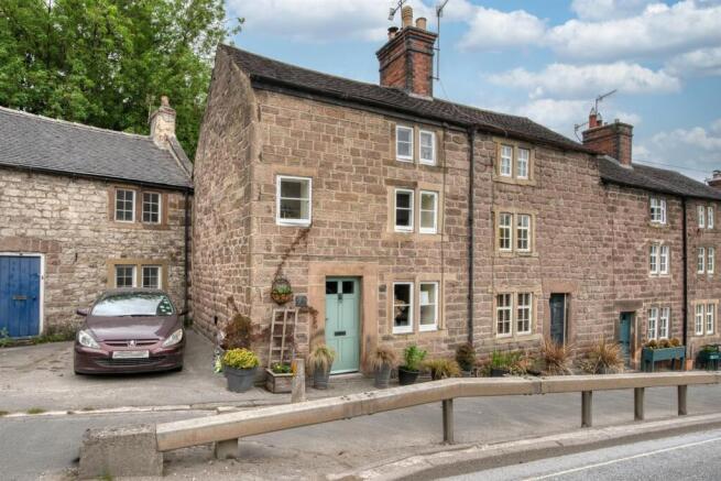 Front of the home.jpg