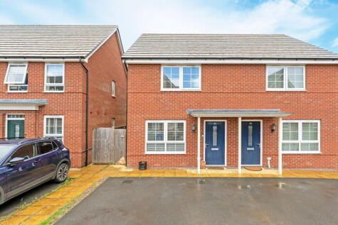 Grimsthorpe Avenue, Barton Seagrave, Kettering, NN15 5ZG