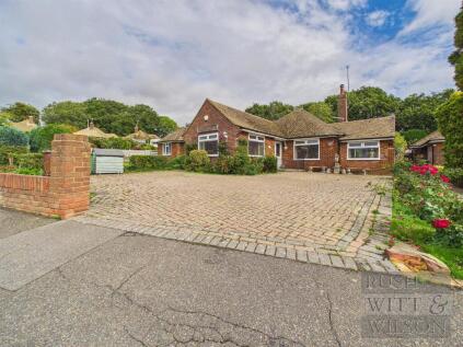 Highlands Close, Bexhill-On-Sea