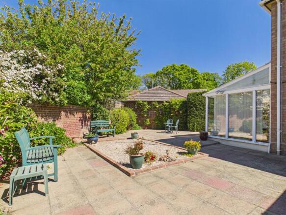Garden 3.jpg