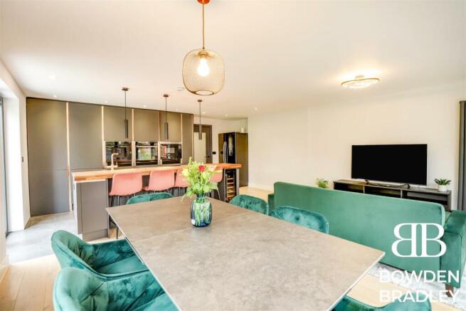 Kitchen/ Lounge/Dining Room