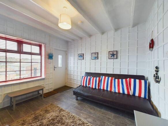 2 bed Terraced for sale Image 12