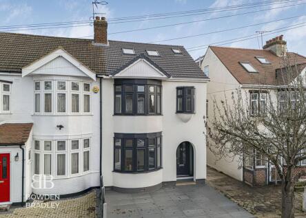 Donington Avenue, Barkingside, IG6