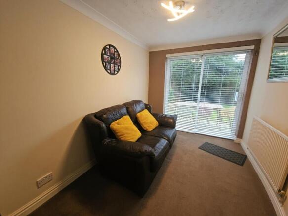 Dining/Sitting Room