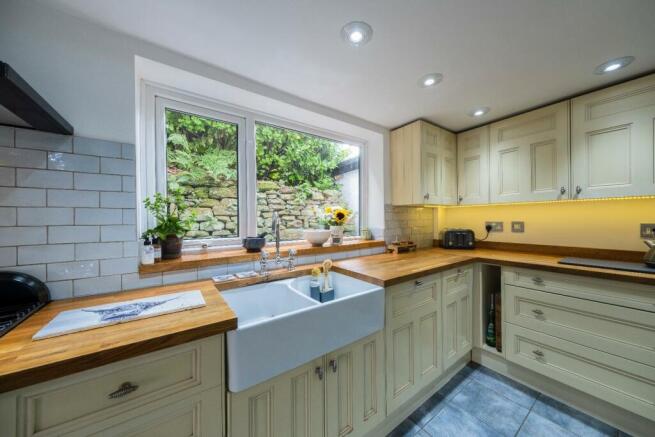 Primrose Cottage-003.JPG