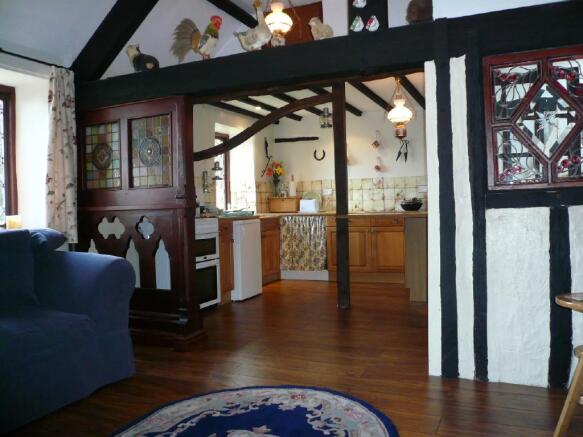 Photo 6