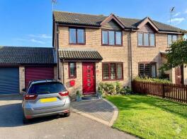 22, Flora Thompson Drive, Newport Pagnell MK16 8ST