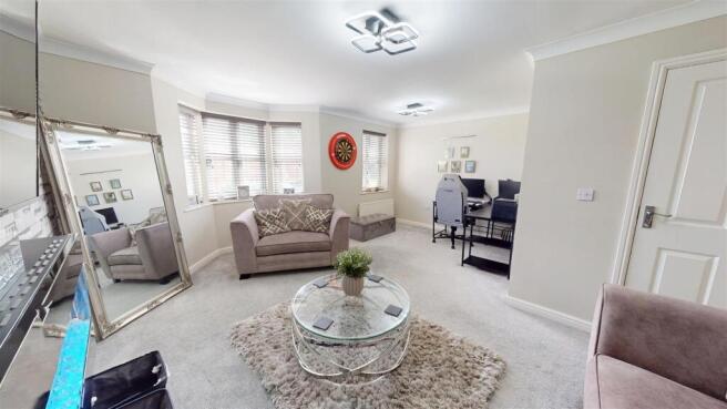4 bed Town House for sale Image 9