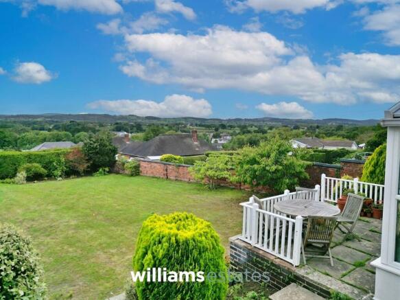 Mount Road, St. Asaph, LL17 photo 4