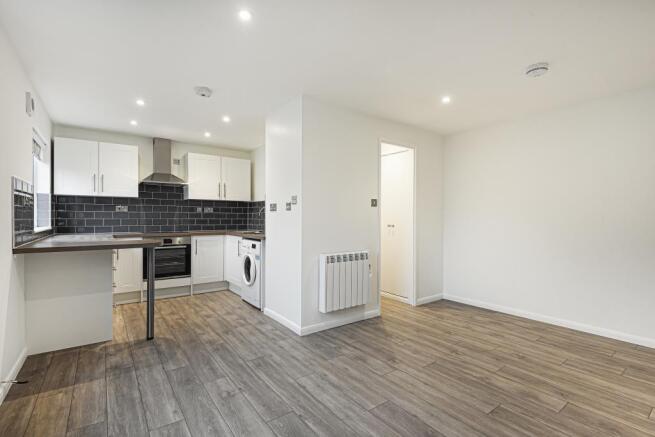 Kitchen / Dining Area