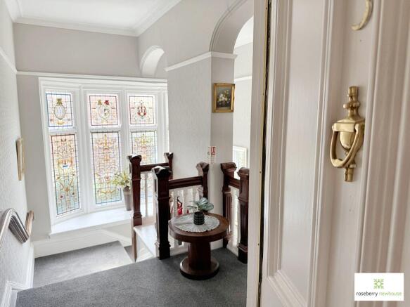 2 bed Apartment for sale Image 7