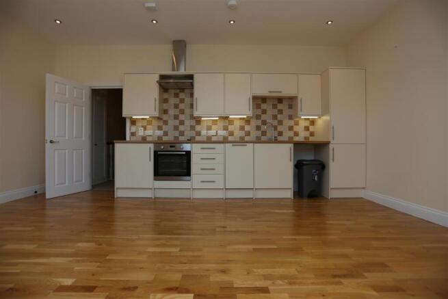 26a Blatchington Rd kitch.JPG