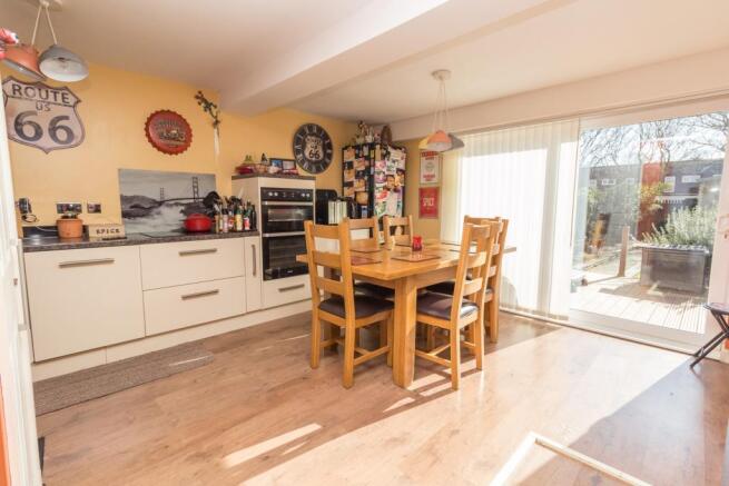 Kitchen / Diner