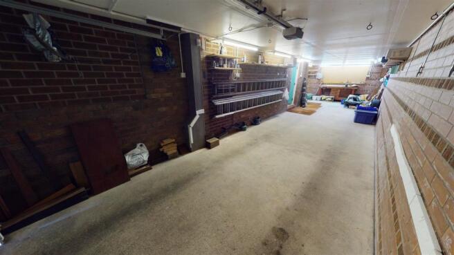 The Avenue Rear Garage