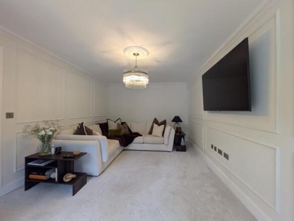 4 bed Detached for sale Image 8