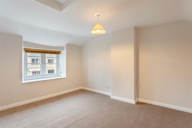 8622211-interior07.jpg