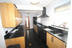 17, Stonards Hill, Loughton IG10 3EH