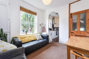 3, Effra Mansions, Crownstone Road, London SW2 1LU