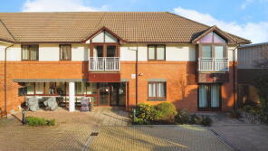 54, Peerage Court, Vennland Way, Minehead TA24 5DA