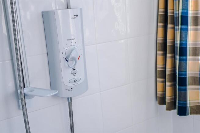Kendal Drive Bathroom Shower.jpg