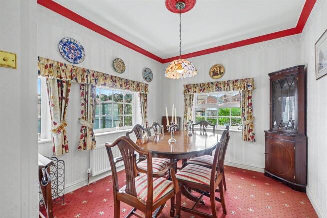 Dining Room.jpeg