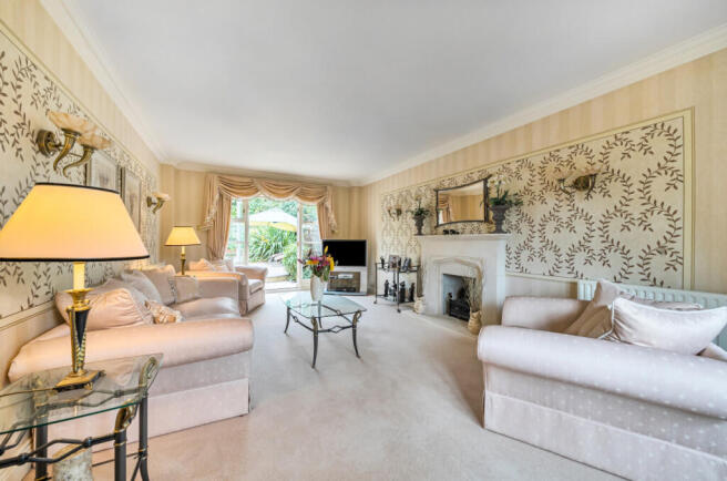 1329160156880ef5abdbe4