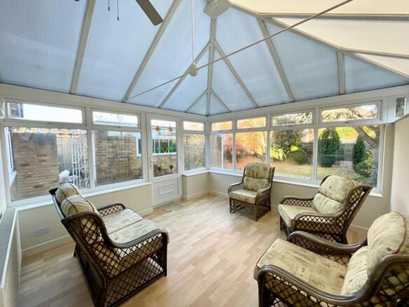 2 bed Detached Bungalow for sale Image 9