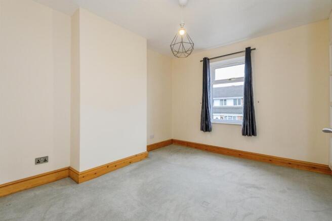 2 bed Semi-Detached for sale Image 6