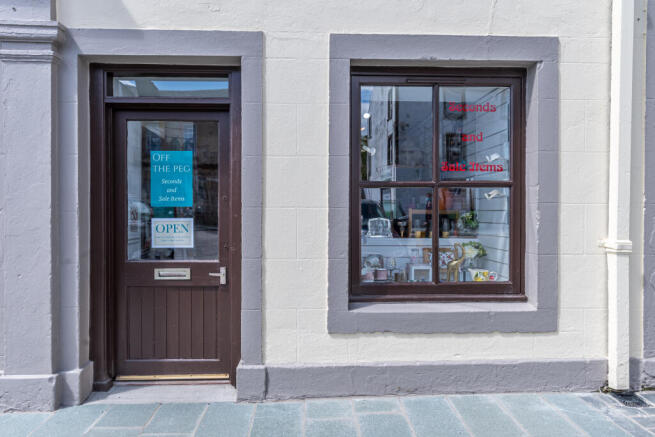 Scotland_Argyll_and_Bute_Lochgilphead_Off_The_Peg_