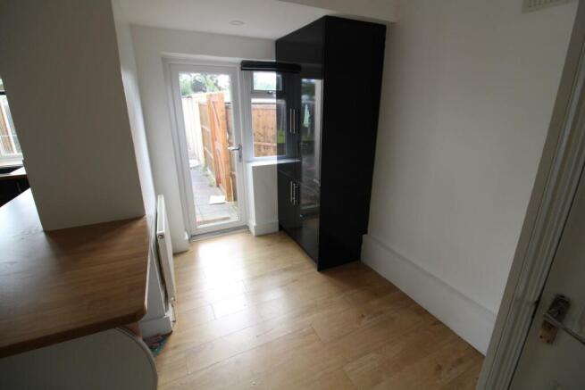 Kitchen/ Dining Area (2)