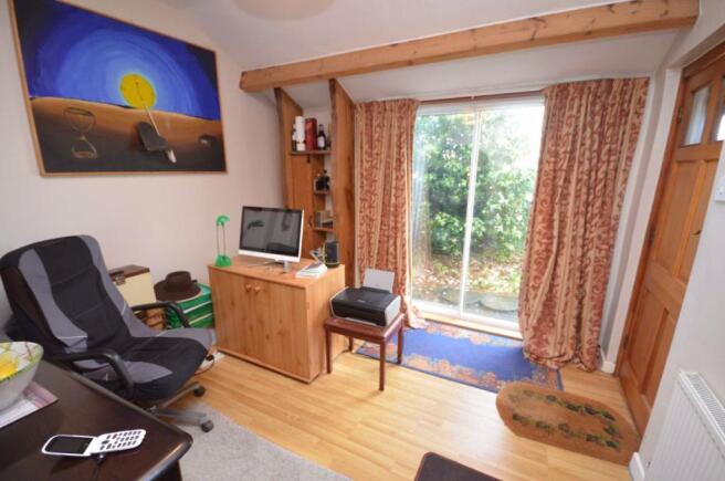 Photo 11