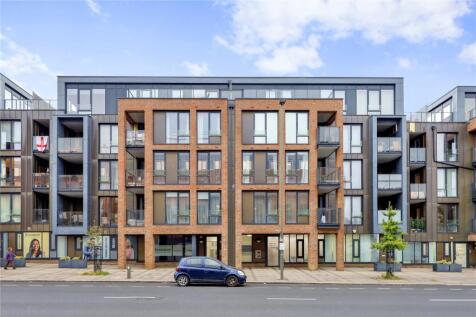High Road, Finchley, N12