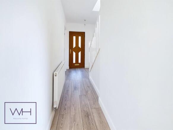 3 bed Semi-Detached to rent Image 11
