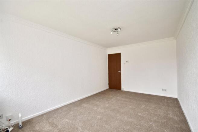 2 bed Semi-Detached Bungalow for sale Image 8