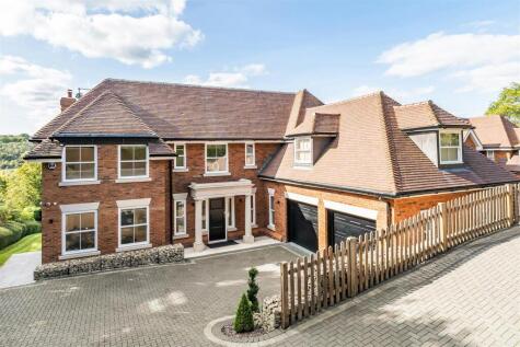 Walpole Avenue, Chipstead, Surrey