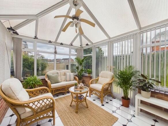 Conservatory (Virtually Furnished)