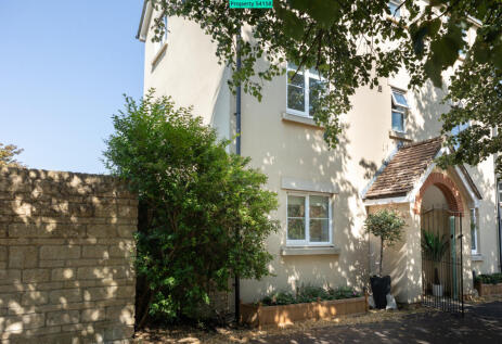 91 Freestone Way, Corsham, SN13