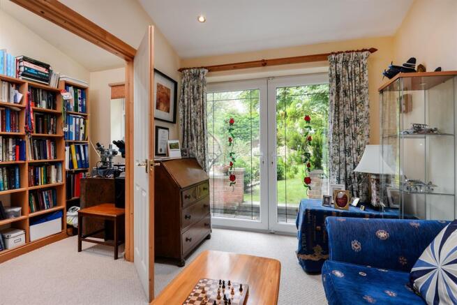 Sitting Room / Study