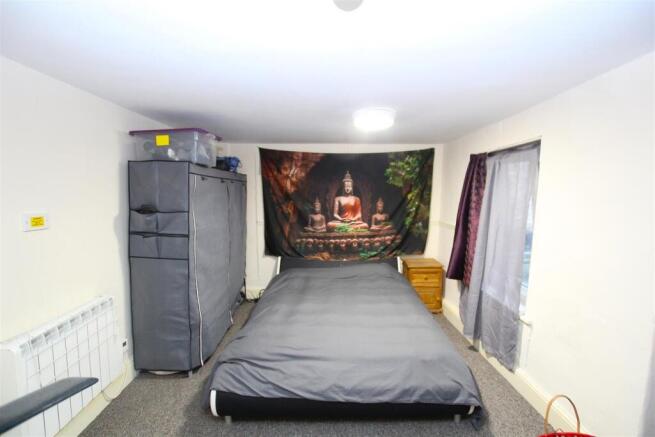 Bedroom.JPG