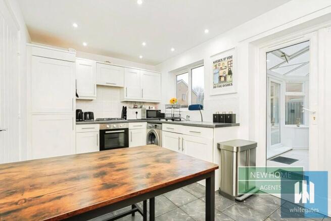 3 bed Detached for sale Image 6