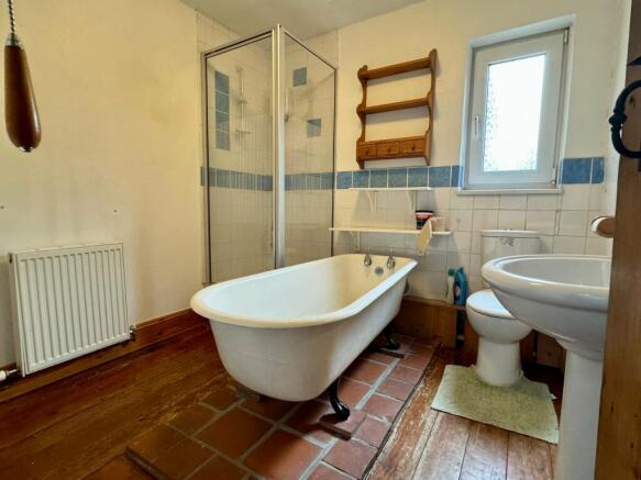 Photo 10