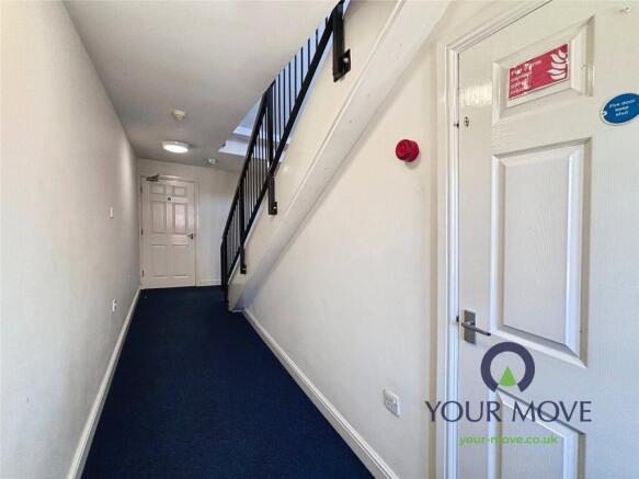 2 bed Flat for sale Image 8