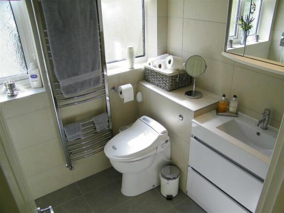 Photo 10