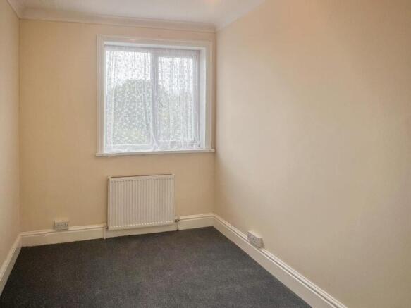 3 bed Semi-Detached for sale Image 11
