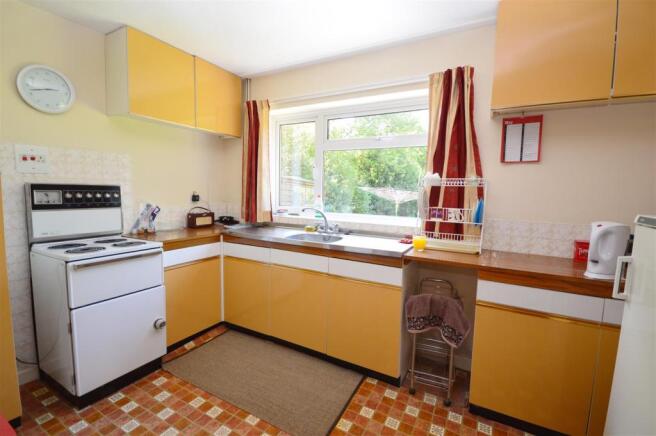 Kitchen.JPG