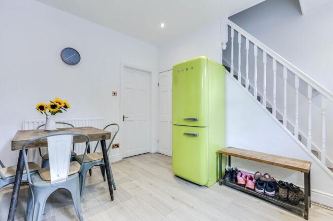 2 bed Terraced for sale Image 6